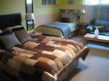 Opus 74 Bed & Breakfast Stratford Exterior photo